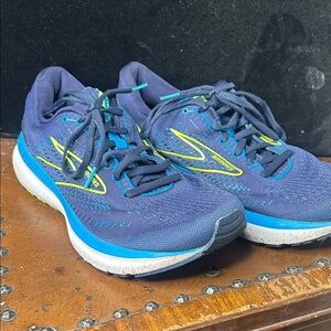 Brooks Men's Athletic Shoes - Navy and Lime